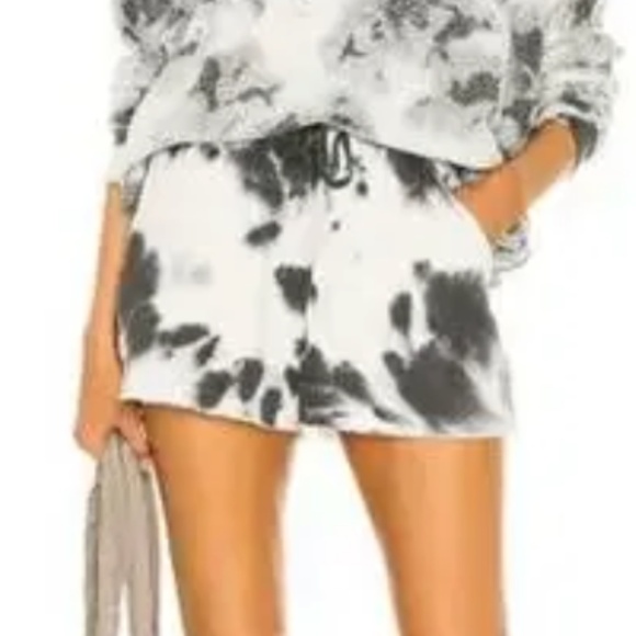 NWT Free People Kelly Washed Black / White Fleece Shorts (Size M) - Picture 2 of 7